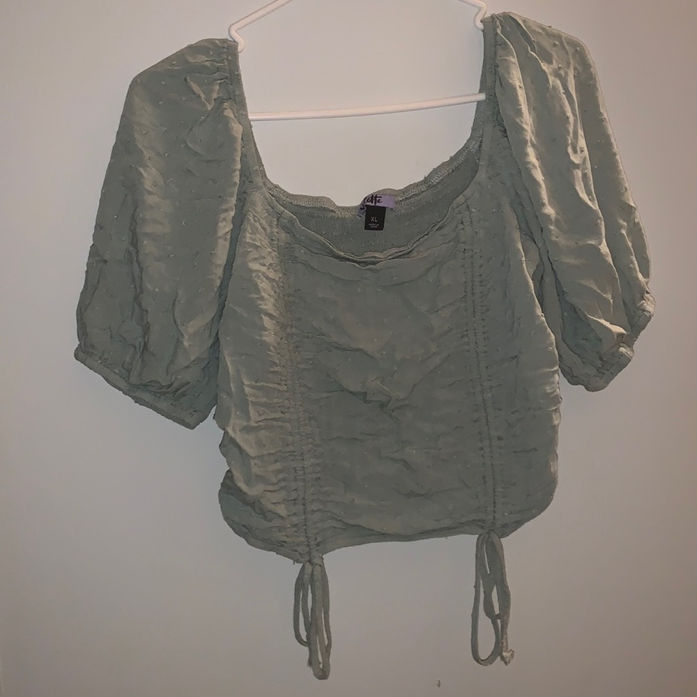 Pretty women crop top shirt